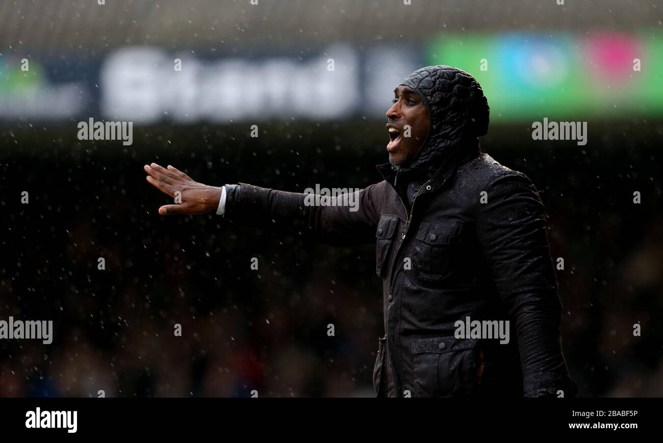 Southend United Sol Campbell gestures on the touchline Stock Photo