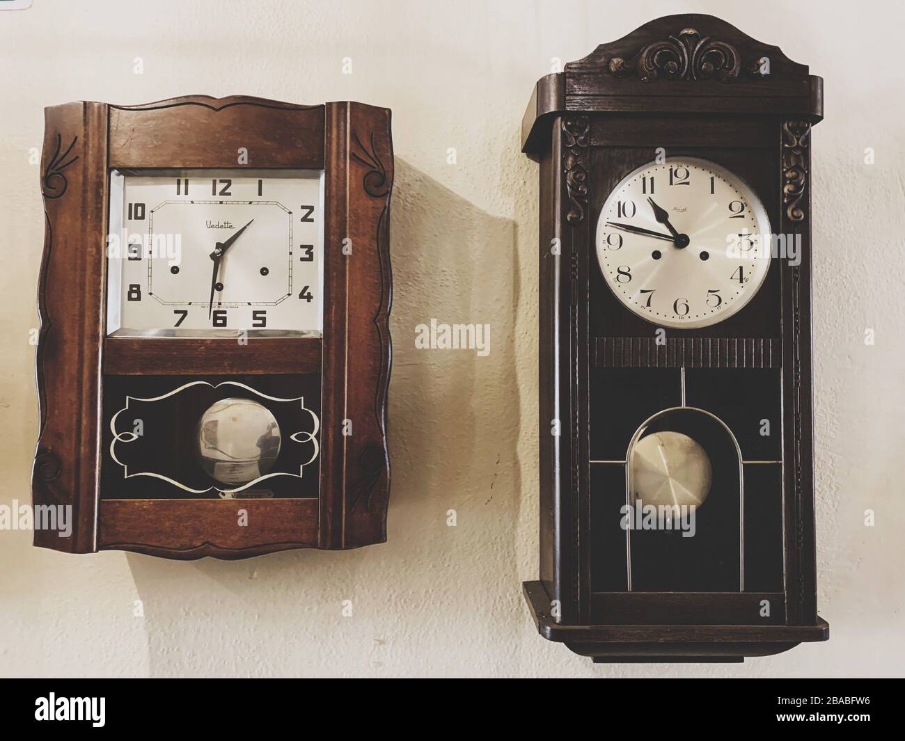 Reloj mural pendulo new arrivals