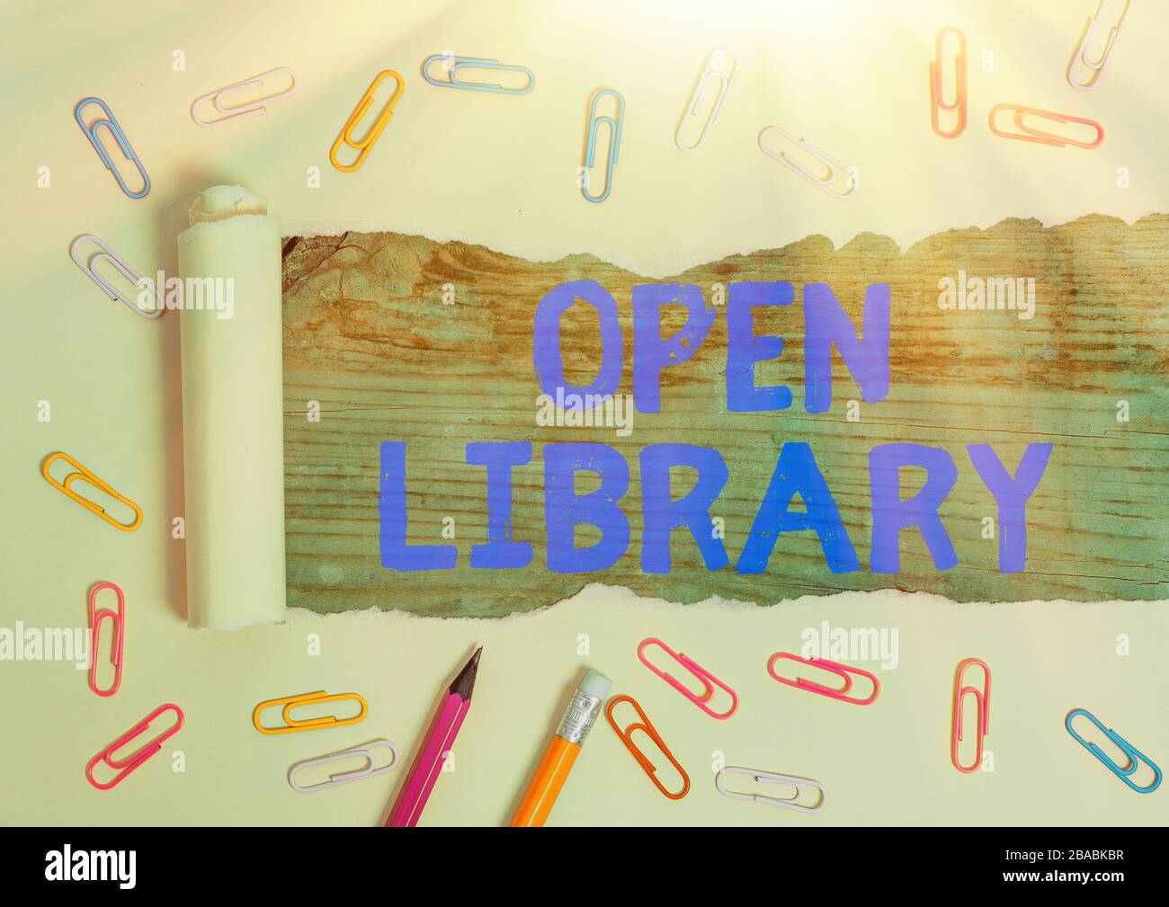 Online public access catalog hi-res stock photography and images - Alamy