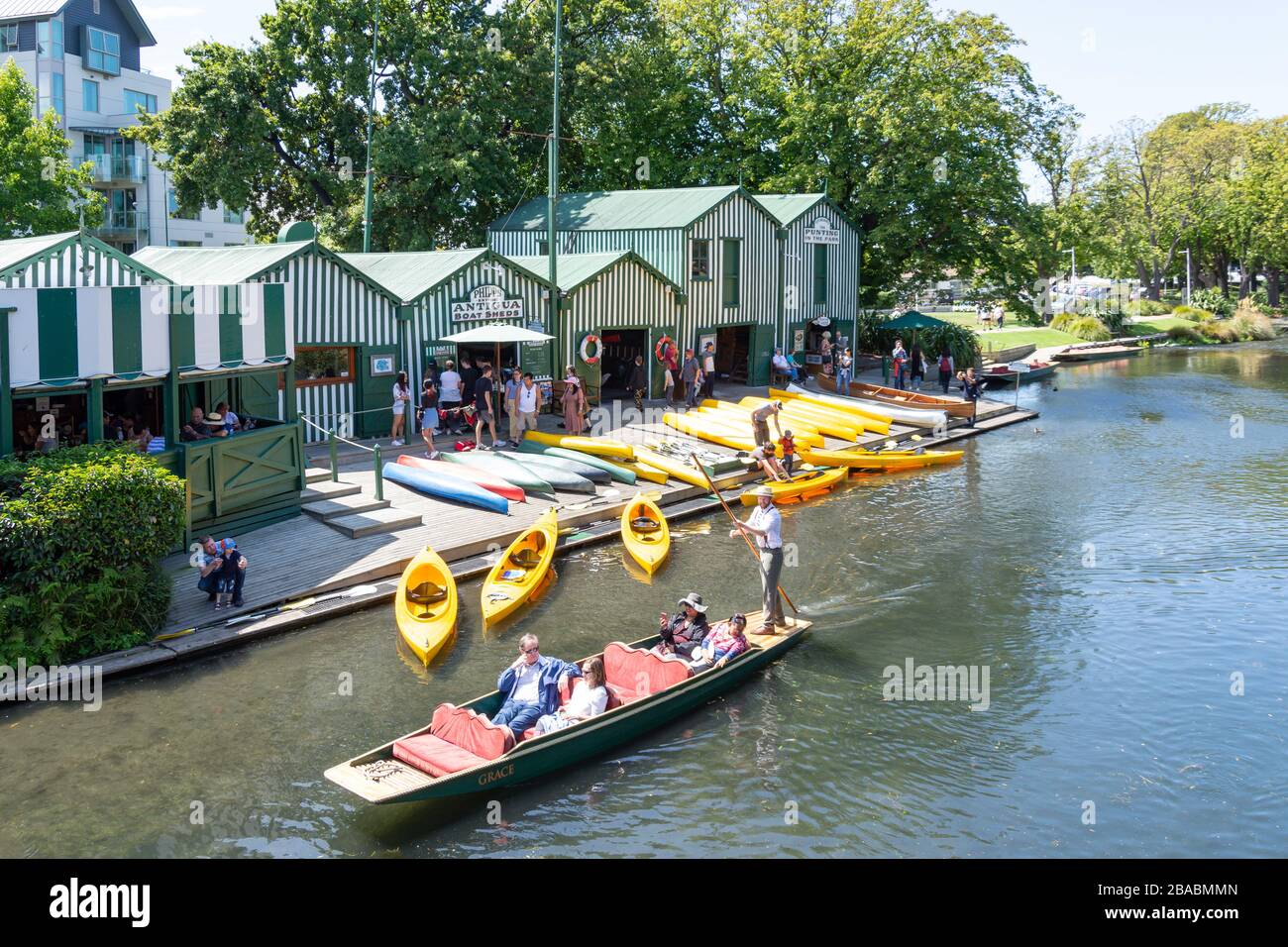 Punting on River Avon at Antigua Boat Sheds, Cambridge Terrace, Christchurch, Canterbury Region, New Zealand Stock Photo