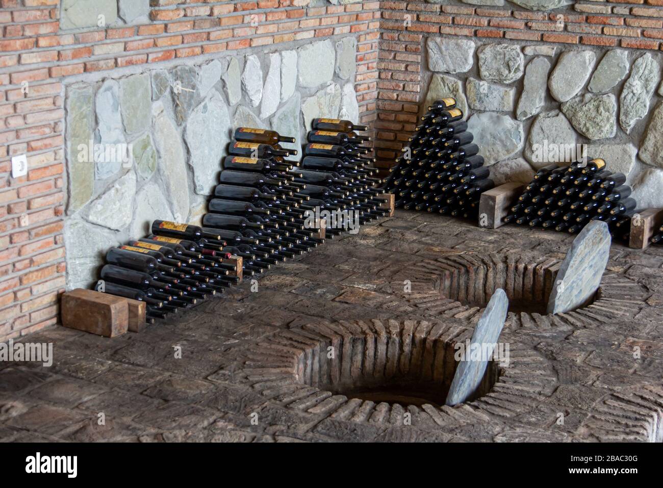 wine cellar hires stock photography and images Alamy