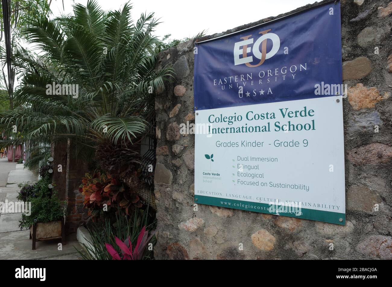 Costa Verde International School