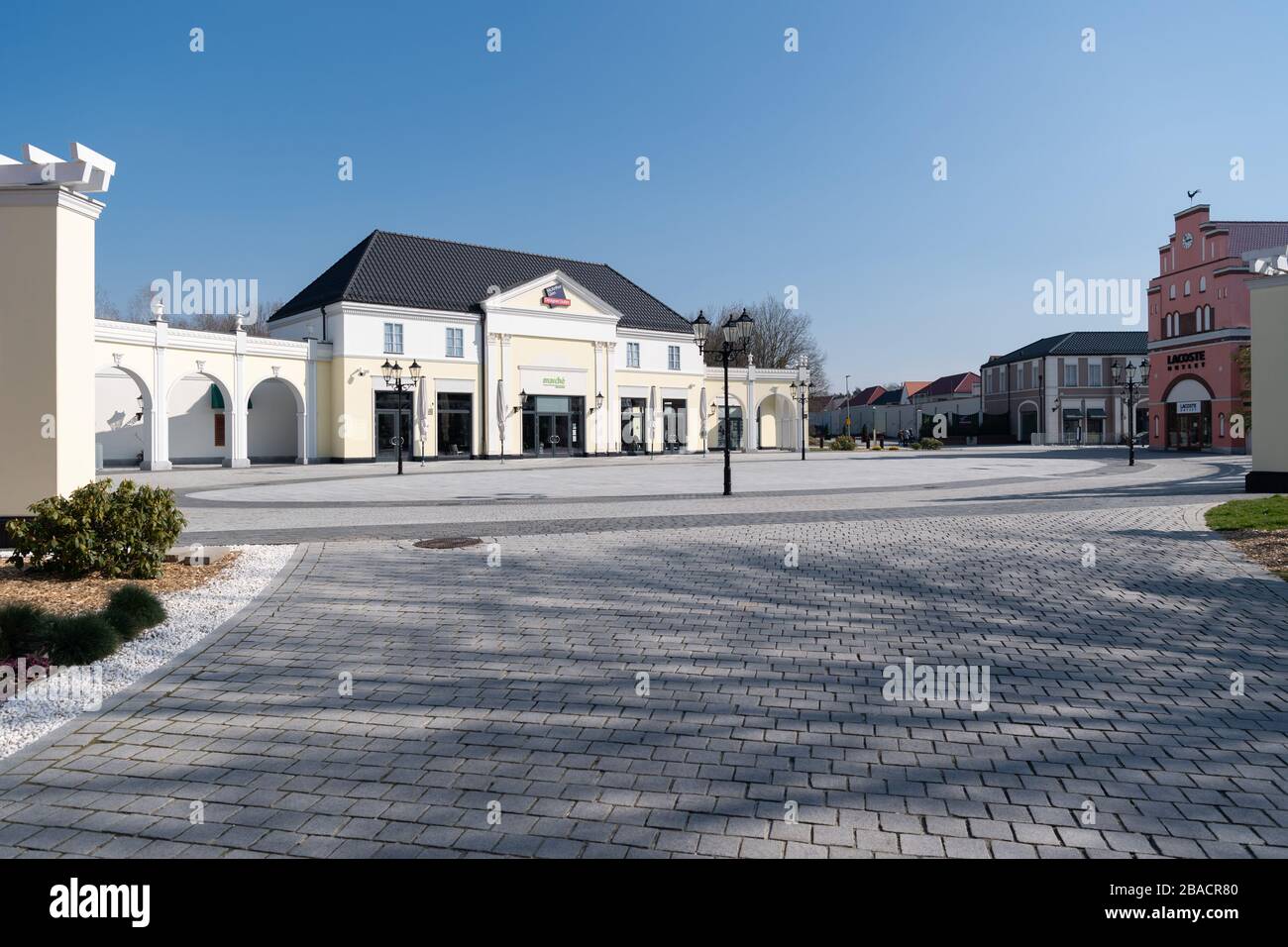 Designer outlet berlin hi-res stock photography and images - Alamy