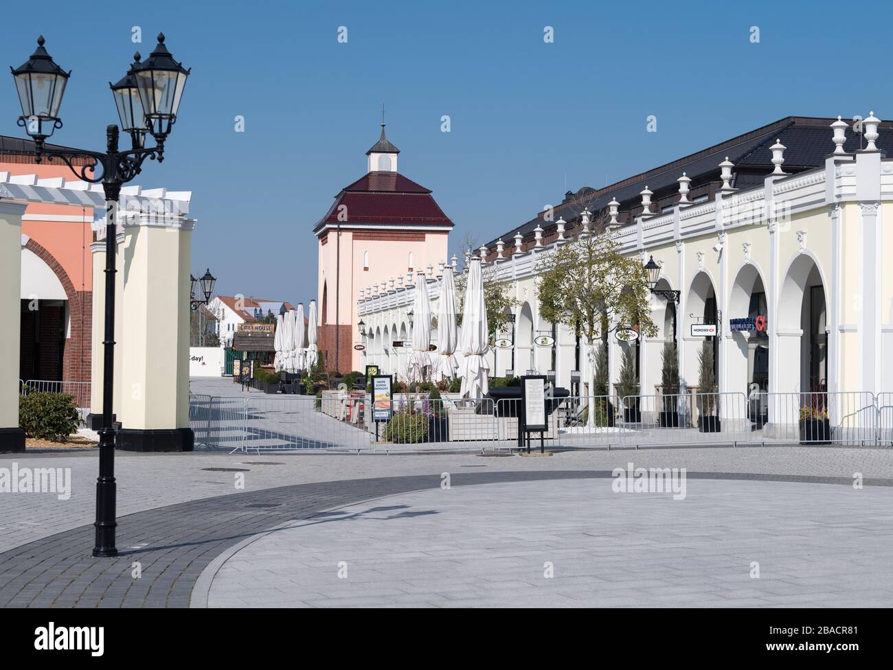 Designer outlet berlin hi-res stock photography and images - Alamy