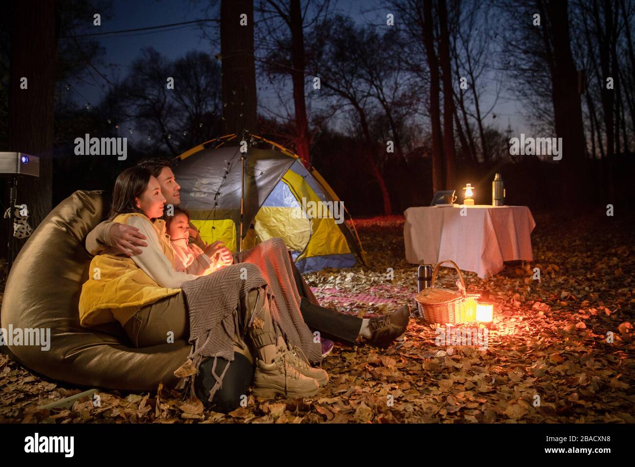 sonnensegel mit keder Unikka ComfortX Sonnensegel für PKW & kleine Fahrzeuge main image 0