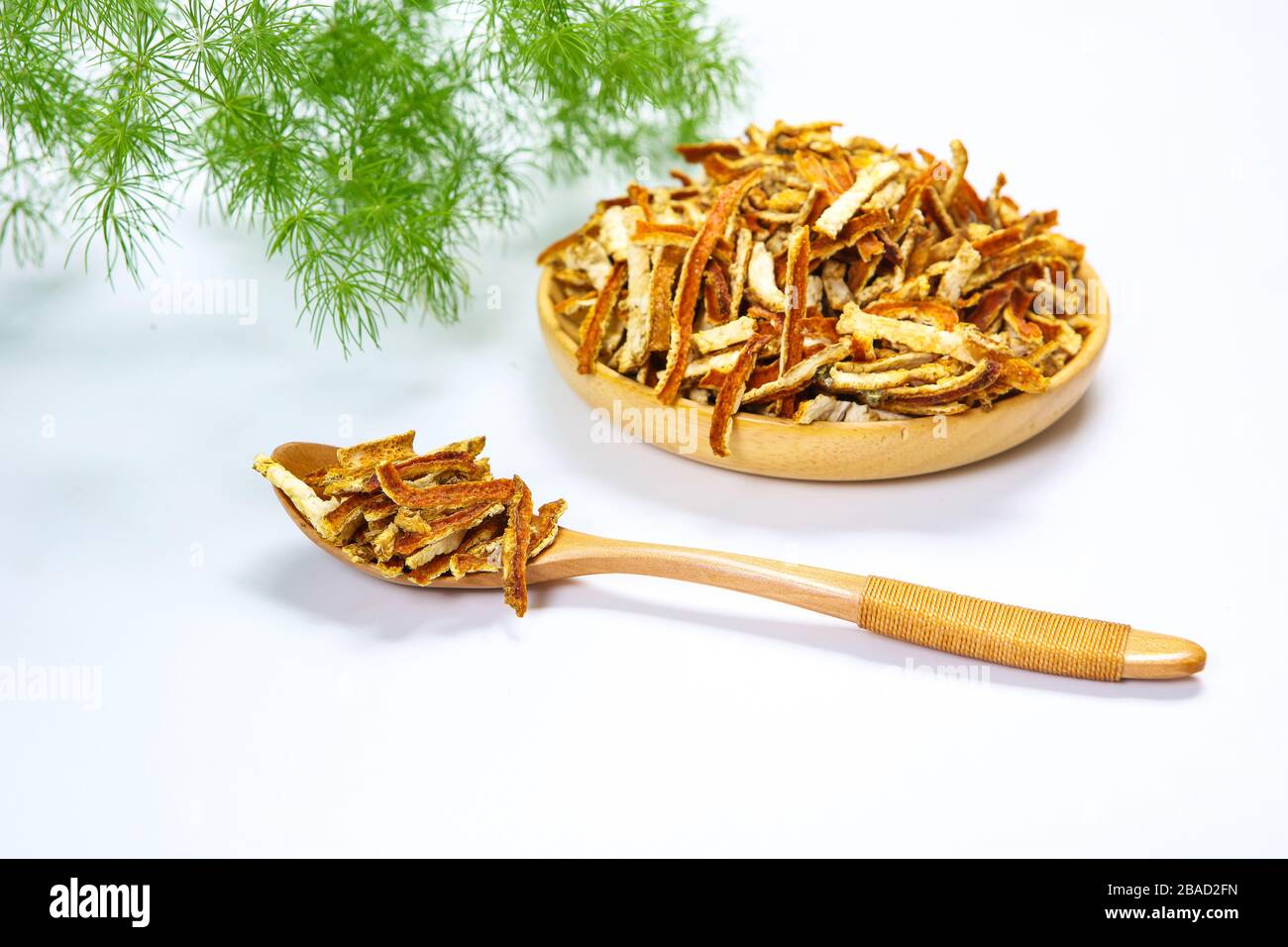 Chinese herbal medicine dried tangerine or orange peel Stock Photo Alamy