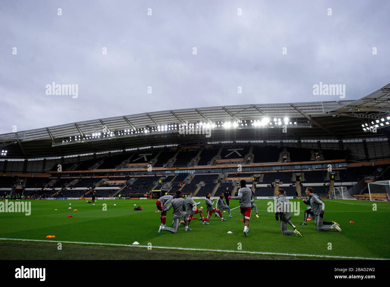 A general view of Fulham players during warmup Stock Photo