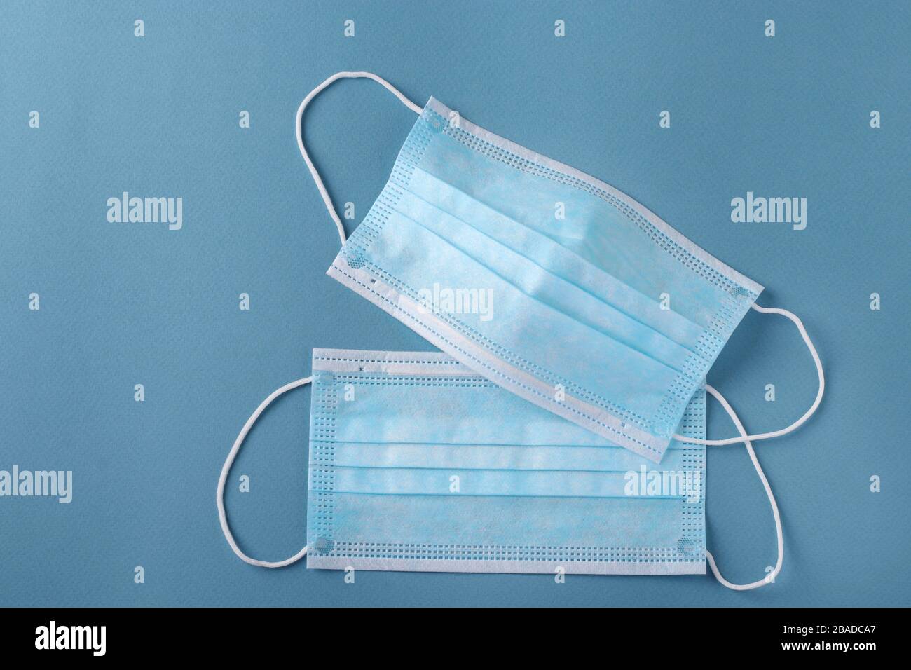 Medical threads hi-res stock photography and images - Alamy