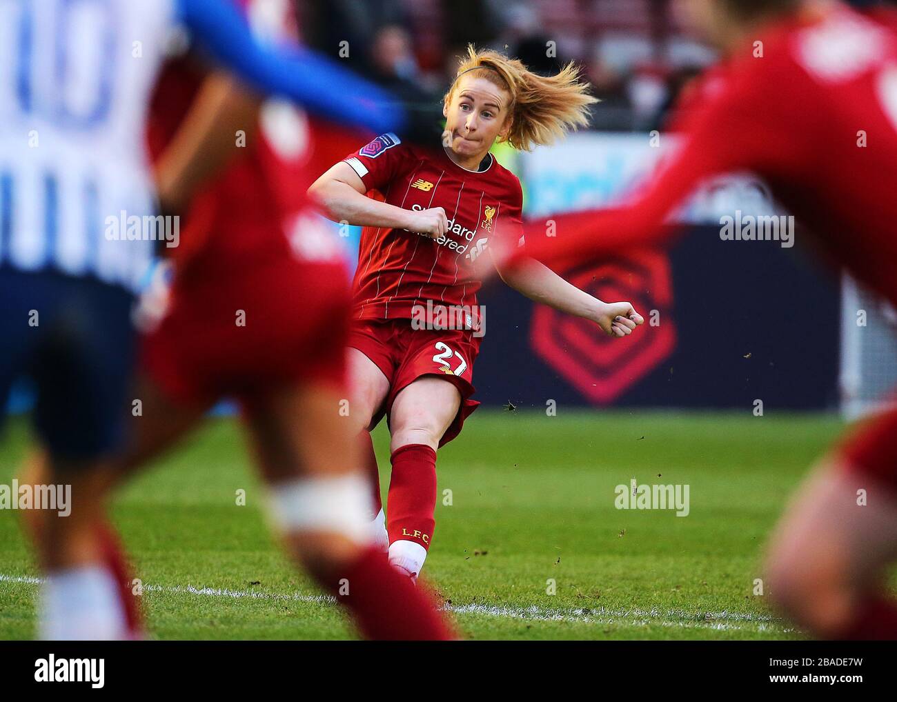 Liverpool's Rachel Furness takes a free kick Stock Photo