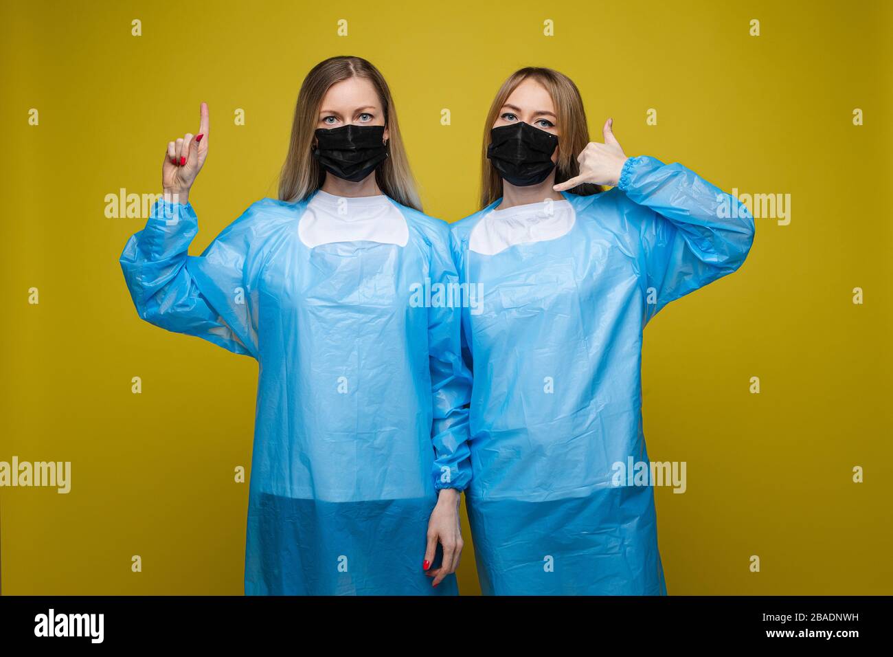 Sterile gowns hi-res stock photography and images - Alamy