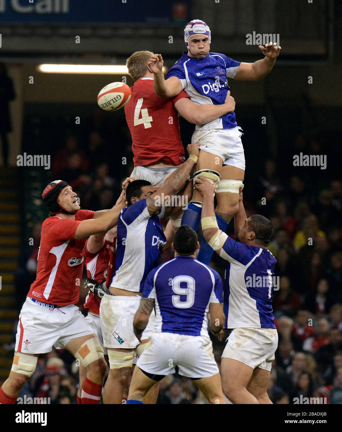 Wales' Bradley Davies and Samoa's Daniel Leo in the line out Stock Photo