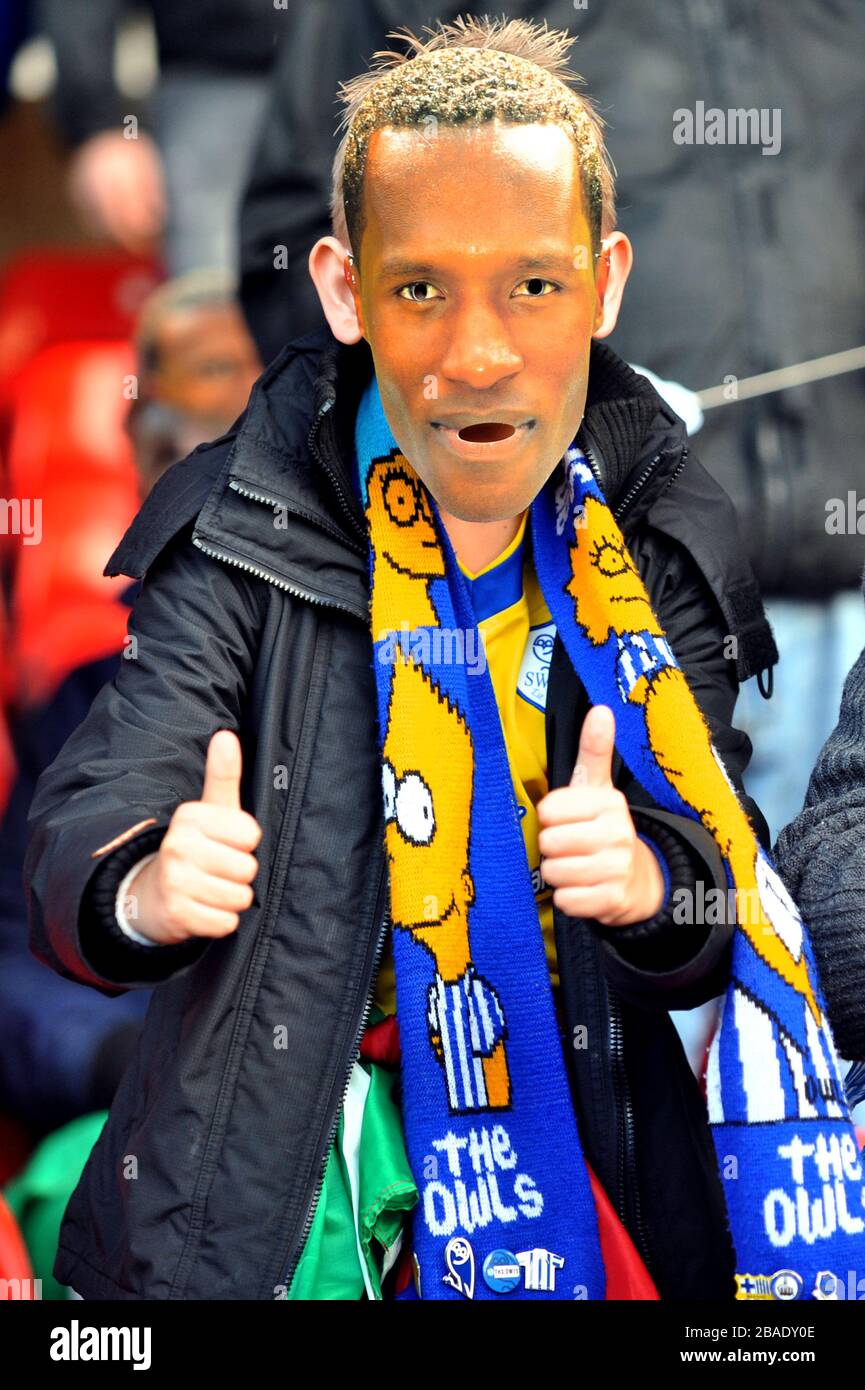 Sheffield Wednesday fans pay tribute to their star Portuguese player, Jose Semedo Stock Photo