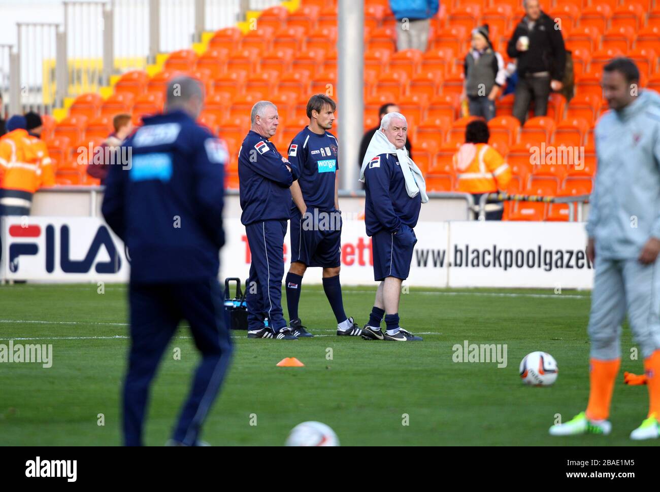 Blackpool's new assistant coach Ashley Westwood (centre) with fellow  coaching staff during the warm up Stock Photo - Alamy