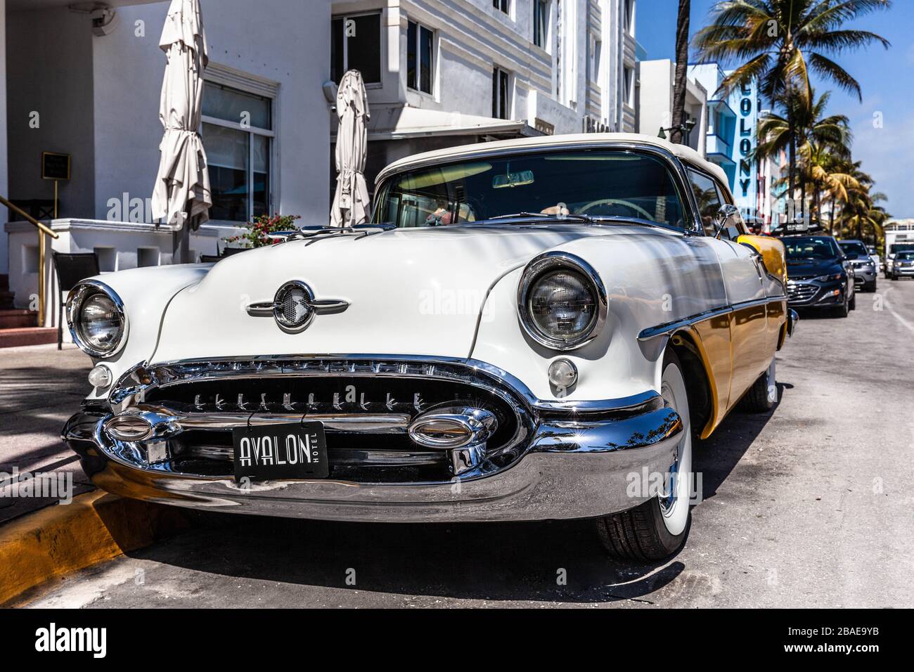 A 1955 Oldsmobile Super 88 permanently parked outside the Avalon Hotel, Ocean Drive, South Beach, Miami Beach, Florida, USA. Stock Photo