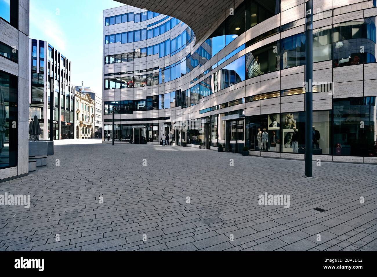 Empty streets in Düsseldorf during the Corona crisis, Kö-Bogen Stock Photo