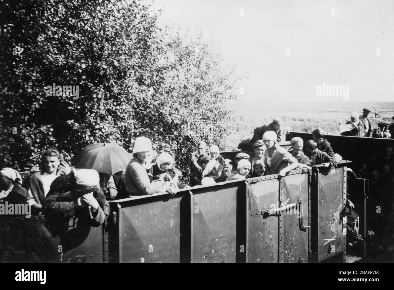 Second World War / WWII Historical photo about german invasion in USSR 1942. Refugees from Voronezh (Russia)  to Borisow ( Minsk region, Belarus) Stock Photo