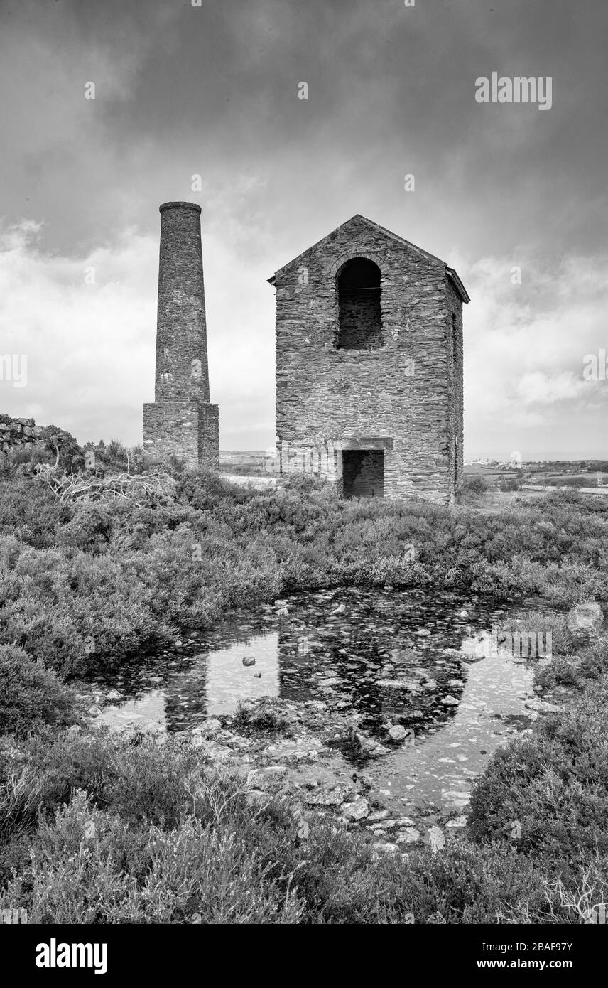 Old pumphouse at Parys Mountain (black and white image Stock Photo Alamy