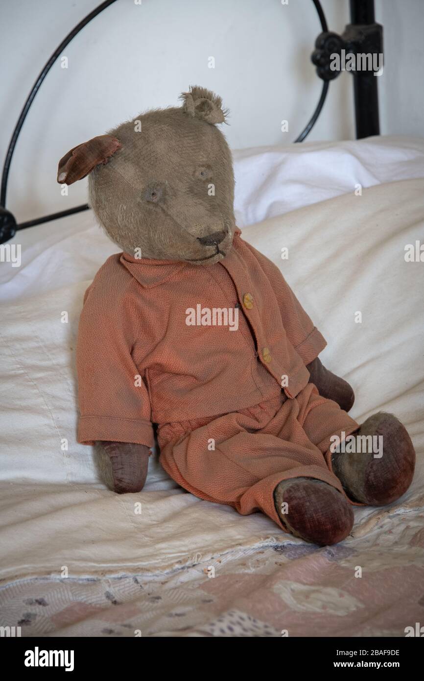 fisher price freddy teddy bear 1975