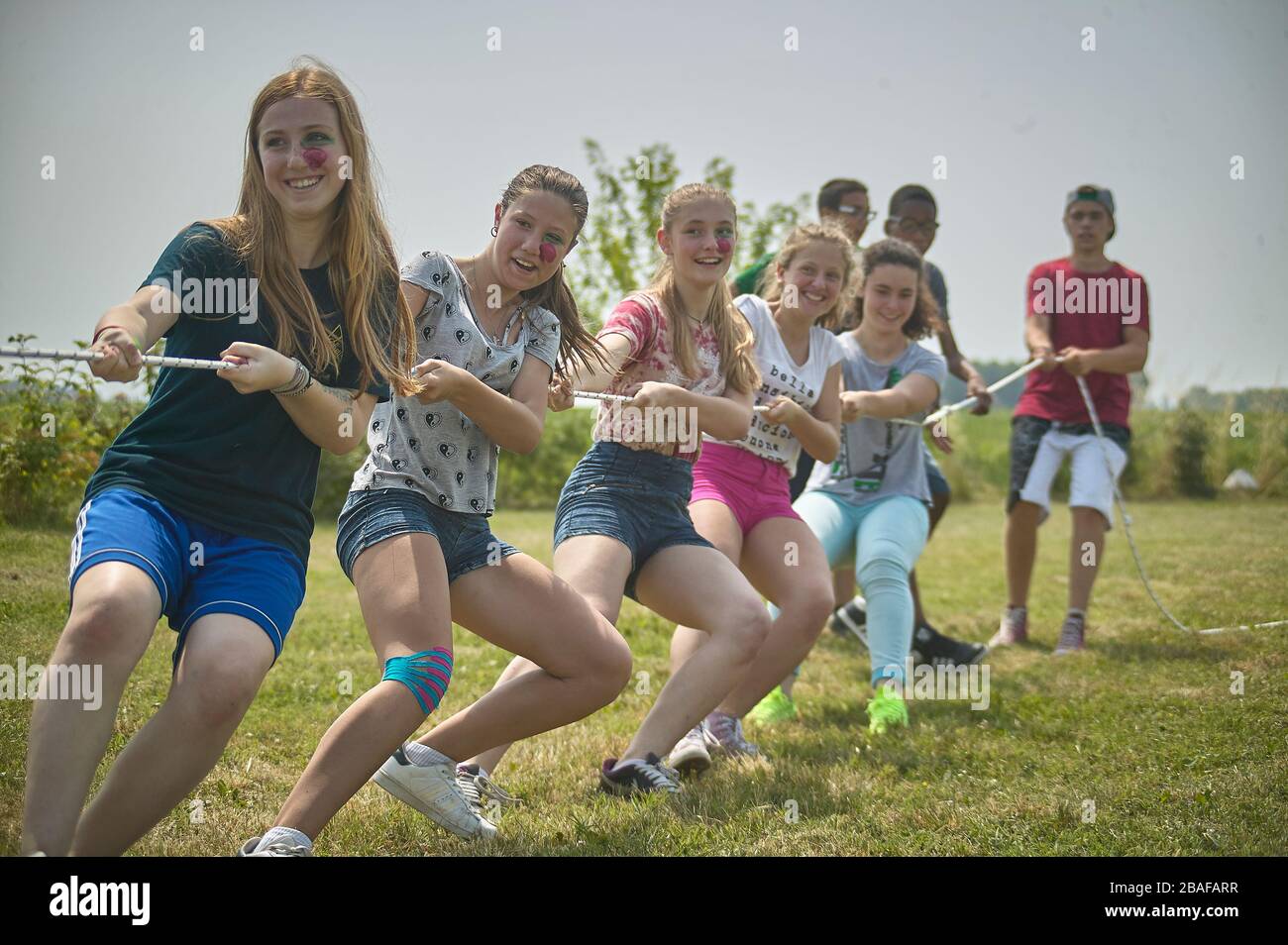how to play tug of war