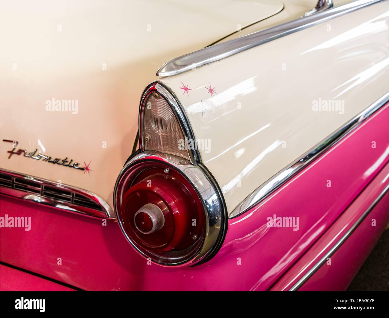 1955 Ford Crown Victoria Hi res Stock Photography And Images Alamy 1955-ford-crown-victoria-hi-res-stock-photography-and-images-alamy
