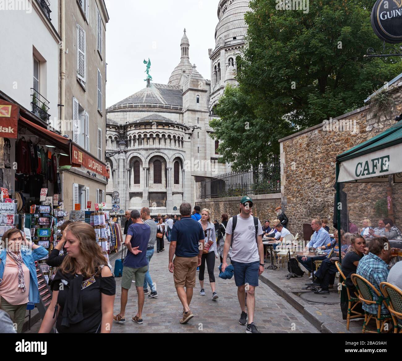 Rue du chevalier de la barre hires stock photography and images Alamy