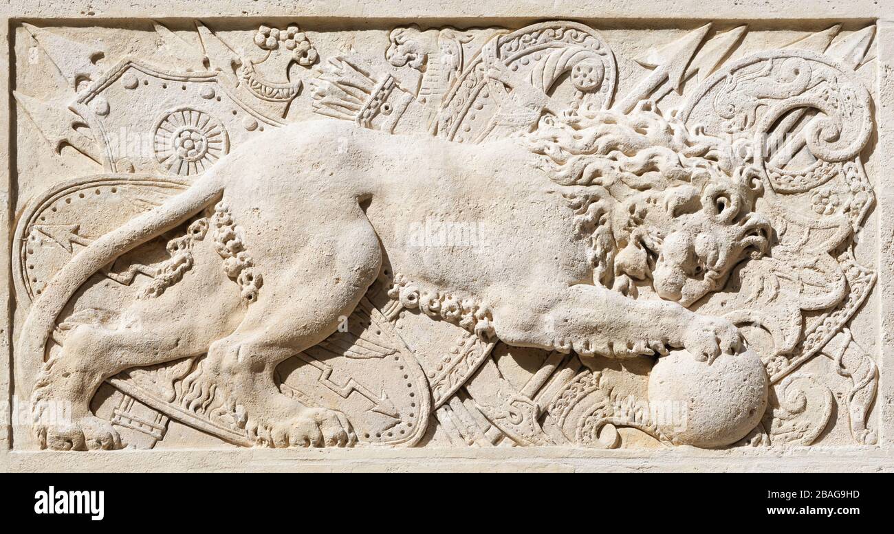 Relief with figure of Lion at entance of Hôtel Carnavalet in Paris, France, 16th century Stock Photo