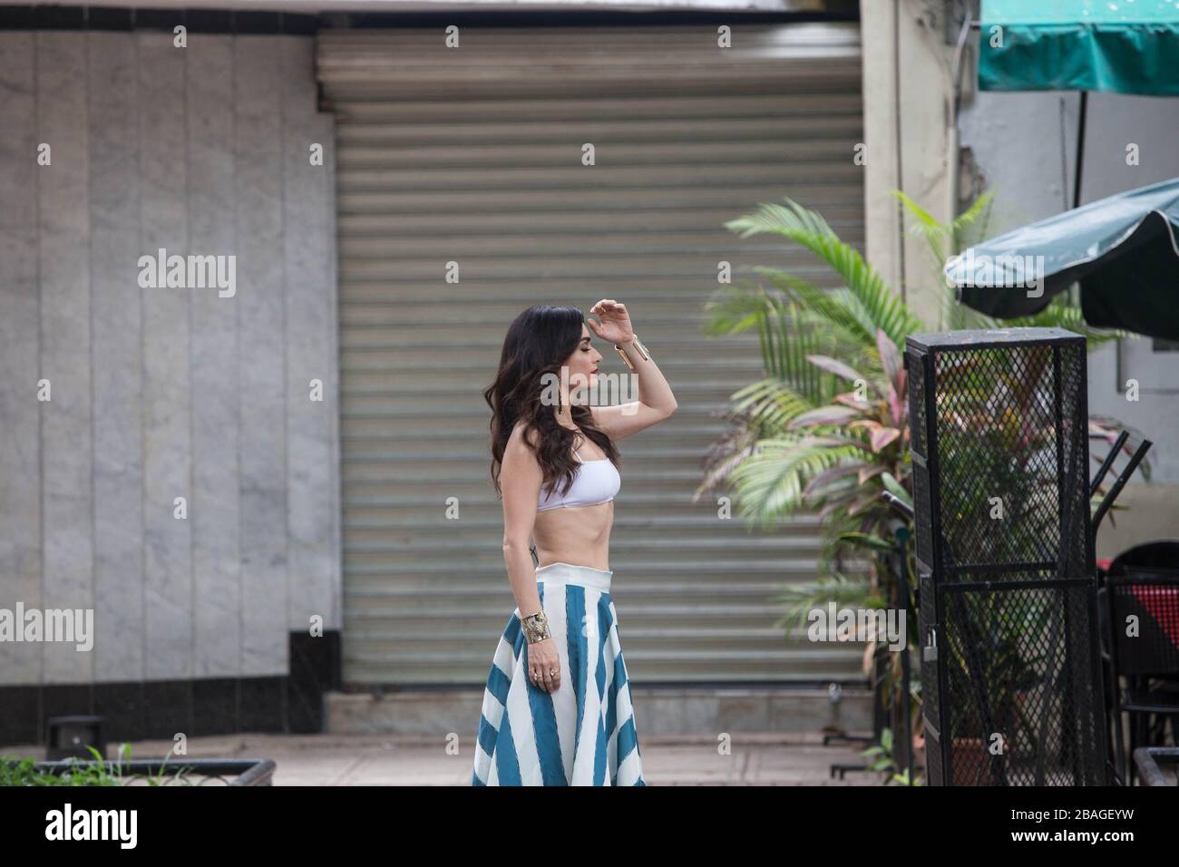 papparazzi a Ana De La Reguera durante la grabacion de un comercial para promocion turística para yucatan.   (*Foto:MauricioPalos/NortePhoto*) Stock Photo