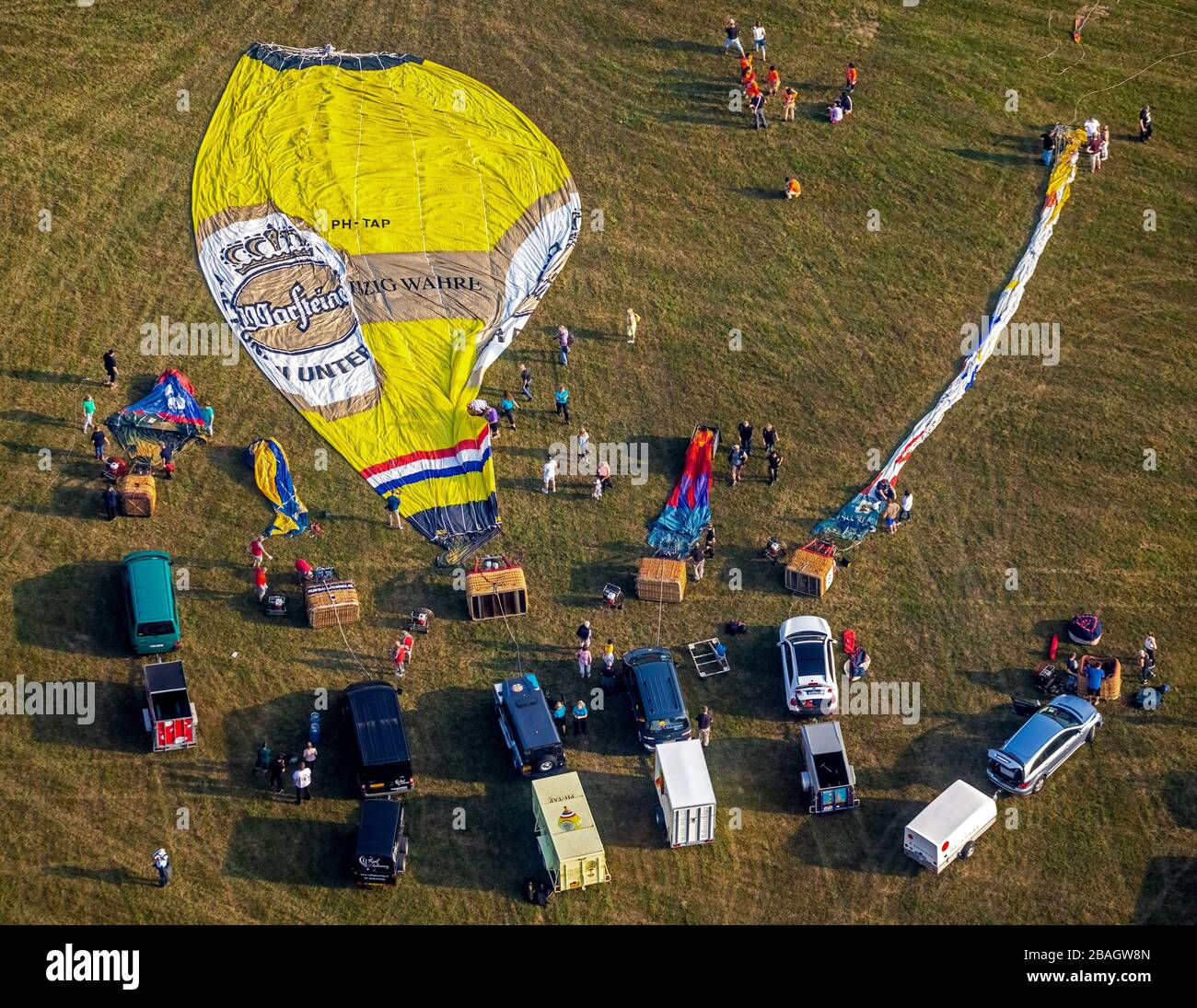 Aerial meeting hi-res stock photography and images - Alamy