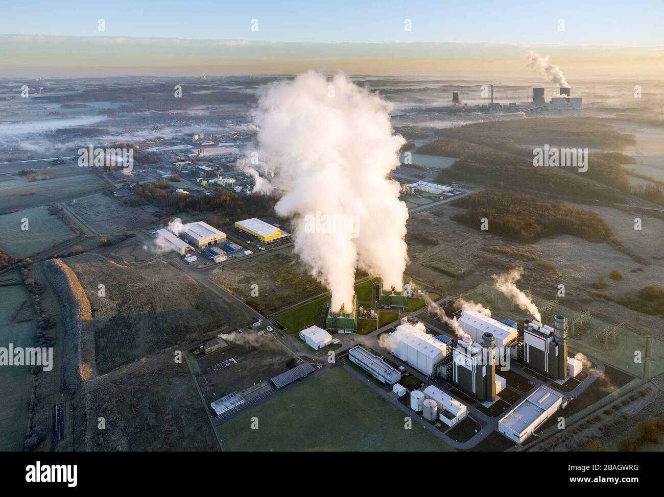 Trianel gas and steam power plant in Hamm-Uentrop in the evening, 11.12.2013, aerial view, Germany, North Rhine-Westphalia, Ruhr Area, Hamm Stock Photo