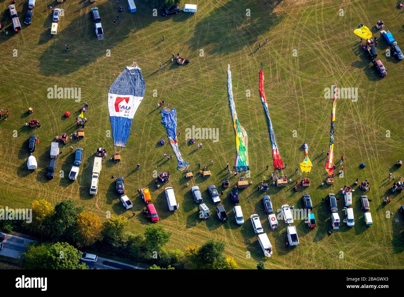 Aerial meeting hi-res stock photography and images - Alamy