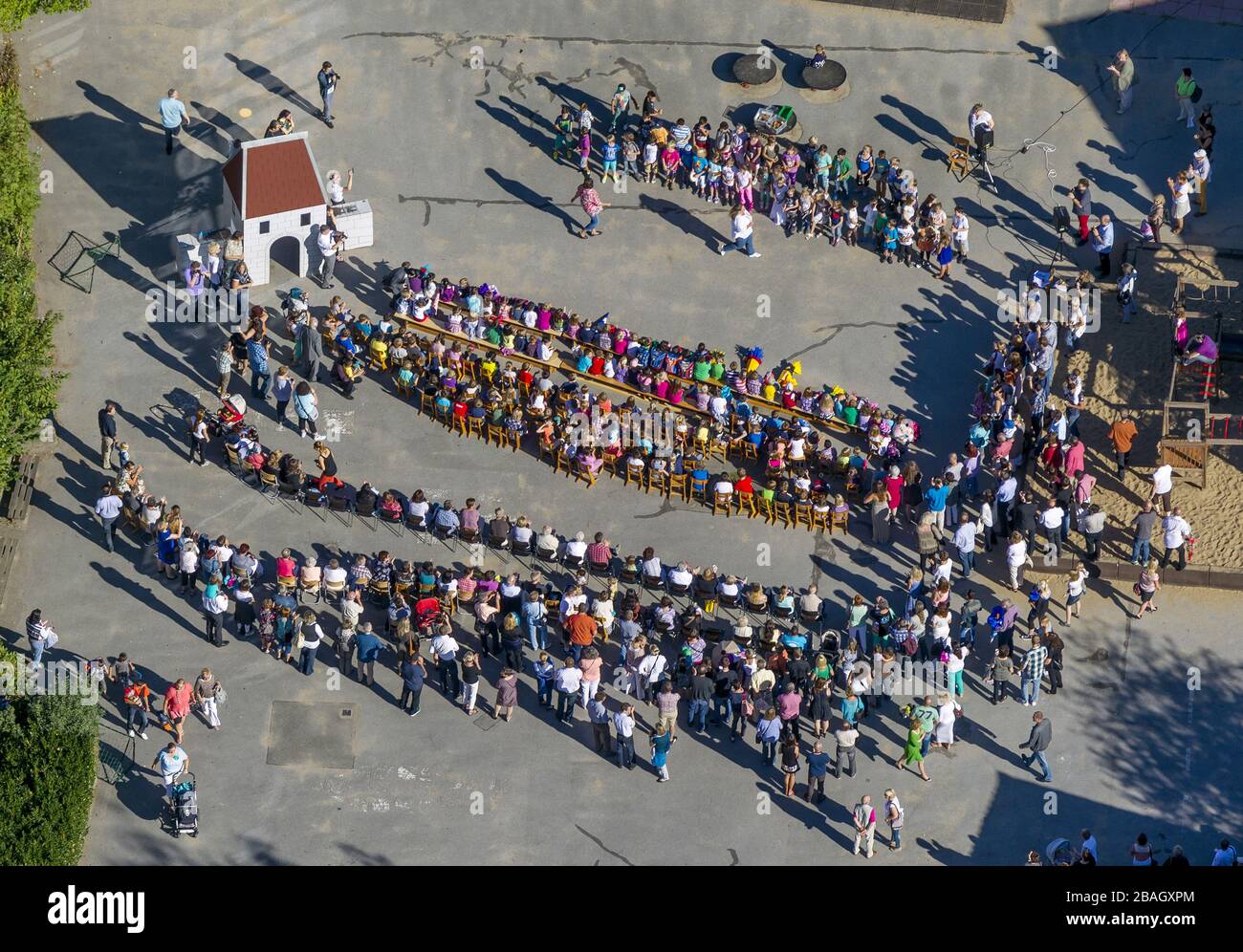 School enrollment with a festivity on the schoolyard of the Gemeinschafts-Grundschule Bruchfeld in Hattingen, 05.09.2013, aerial view, Germany, North Rhine-Westphalia, Ruhr Area, Hattingen Stock Photo