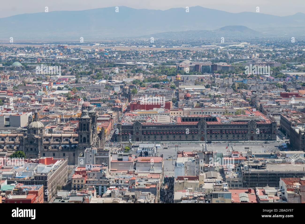 Torre latinoamericana daytime hi-res stock photography and images - Alamy