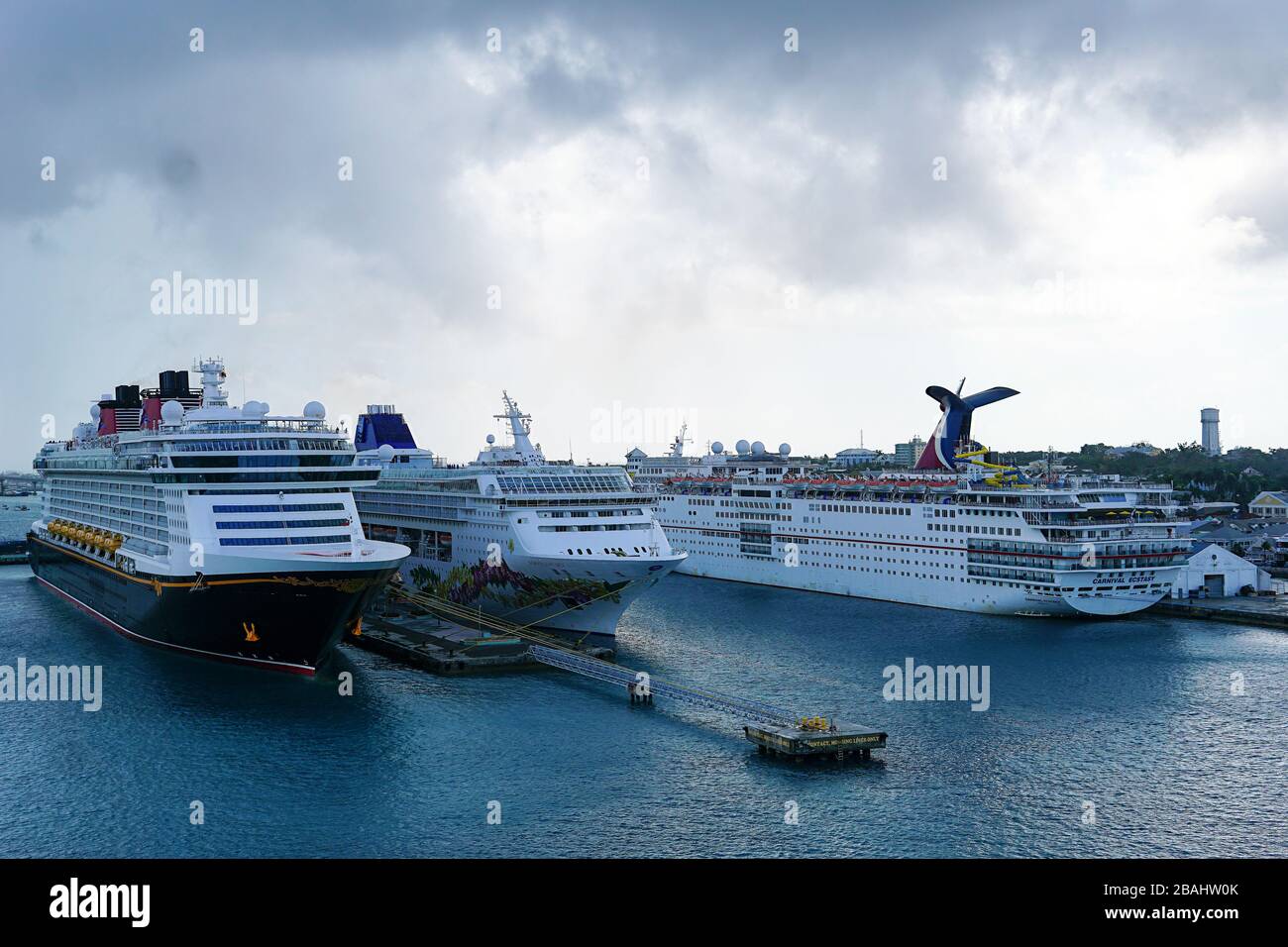 Nassau New Providence Bahamas Cruise Ships At Port Cruise Port Closed Stock Photo Alamy