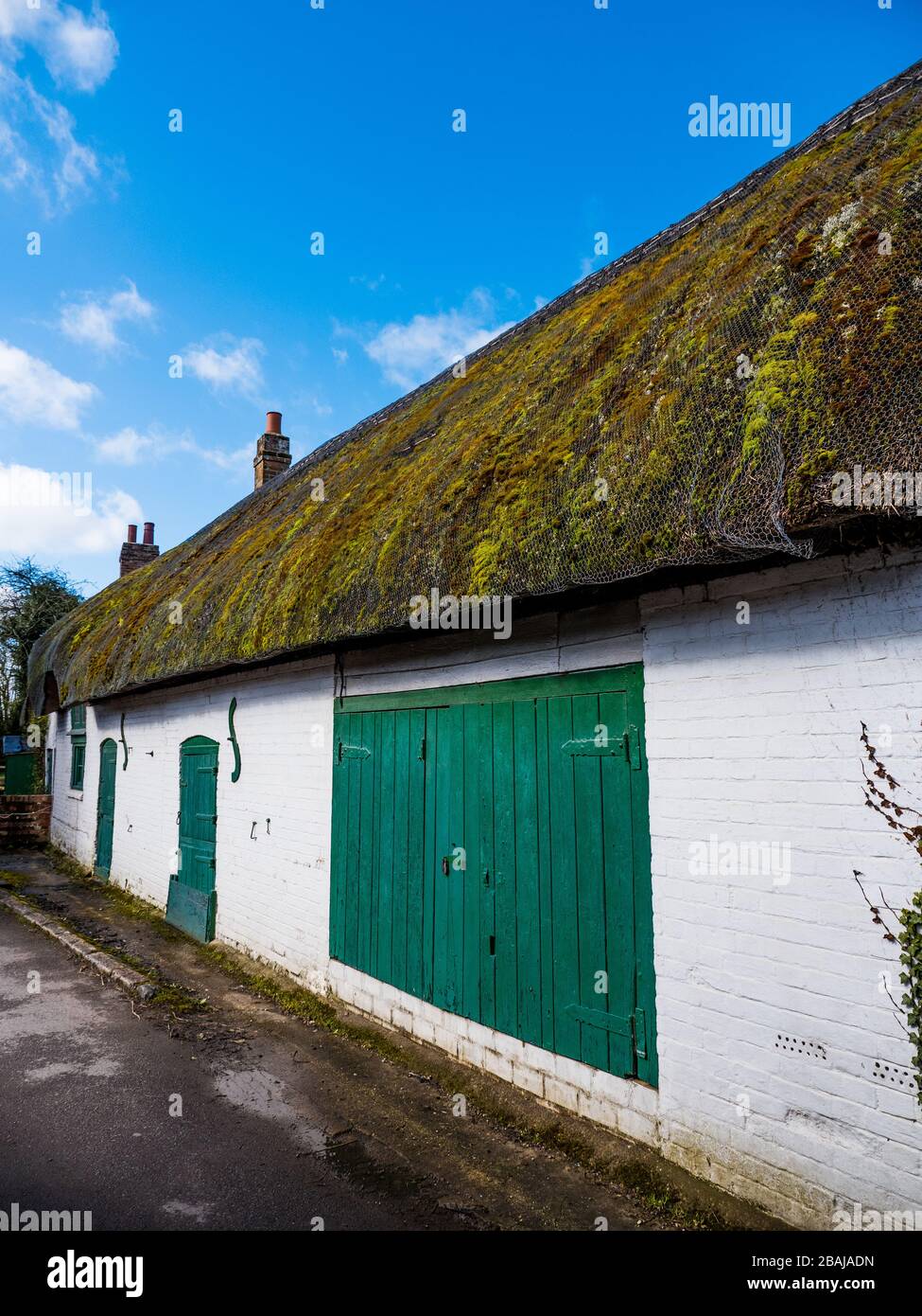 Cottage wiltshire hires stock photography and images Alamy