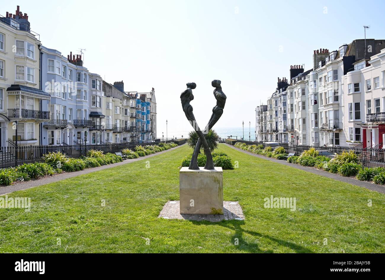 Brighton UK 28th March 2020 -  Brighton New Steine with the Aids memorial is extremely quiet on day five of the governments lockdown restrictions during the Coronavirus COVID-19 pandemic crisis compared with last weekend when thousands of visitors descended on the seaside city . Credit: Simon Dack / Alamy Live News Stock Photo