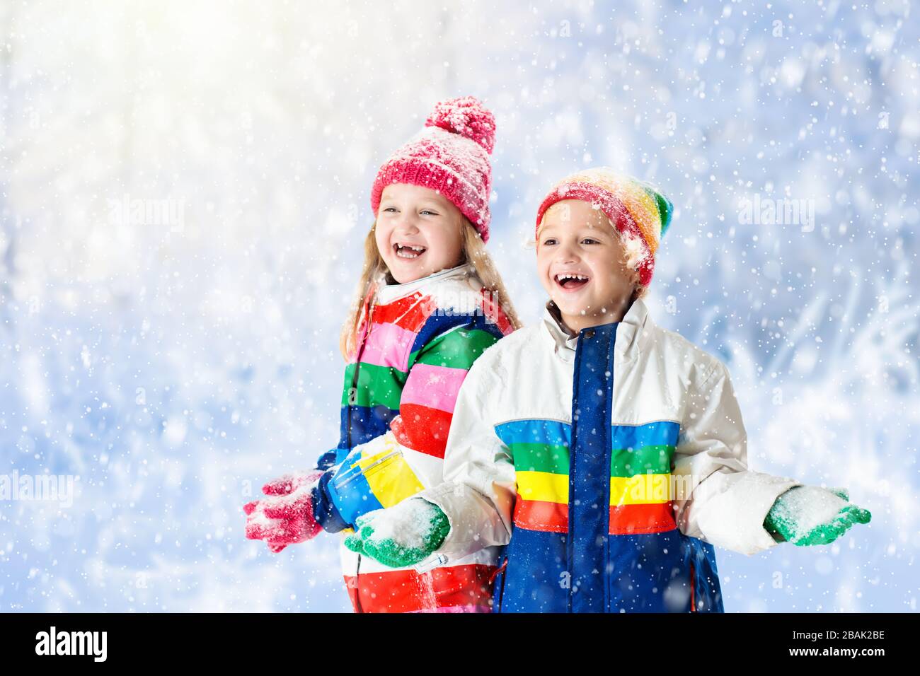 Brother sister playing catch hi-res stock photography and images - Alamy