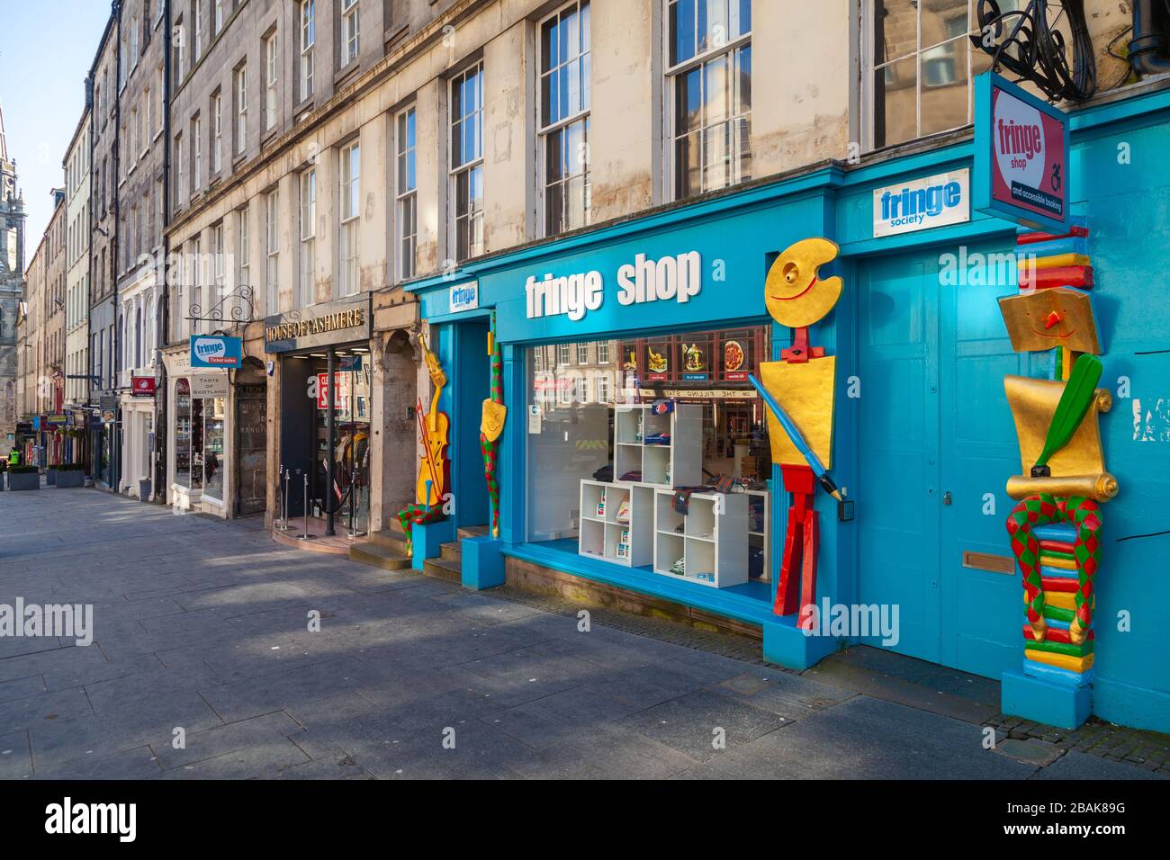 Edinburgh Fringe Shop during the Coronavirus Pandemic Lockdown March 2020 Stock Photo