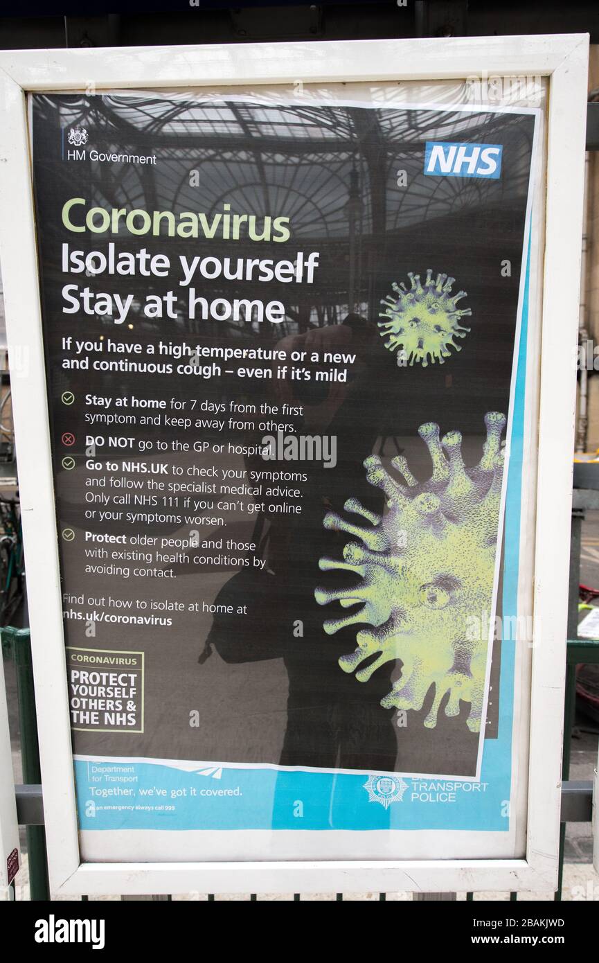 Glasgow, UK. 27 March 2020.   Pictured: Shop notice advising customers they are closed due to the coronavirus pandemic which has forced Glasgow into a lockdown situation.   The Coronavirus Pandemic has forced the UK Government to order a shut down of all the UK major cities and make people stay at home. Stock Photo