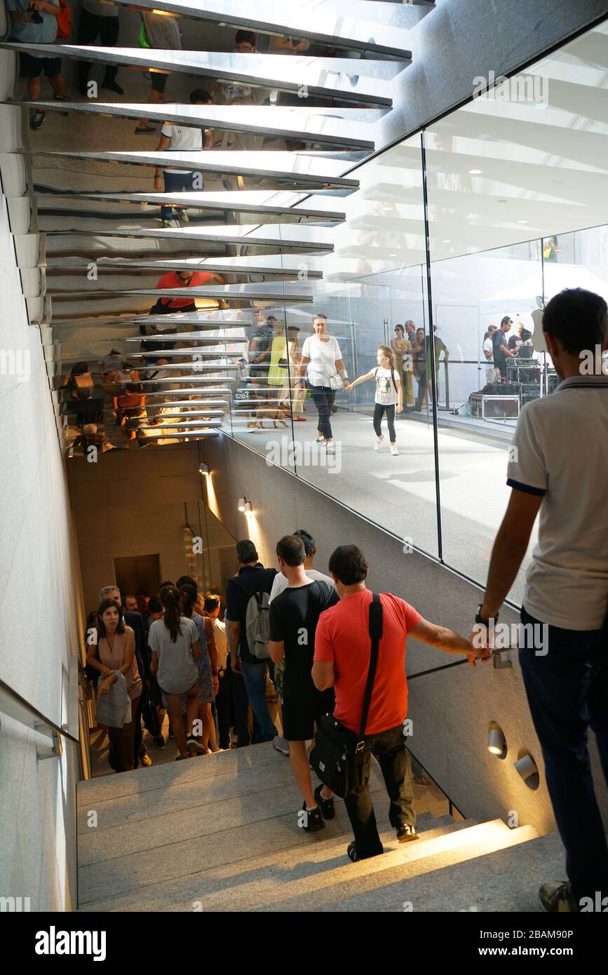 Apple Store, town center, Milan, Lombardy, Italy, Europe Stock Photo