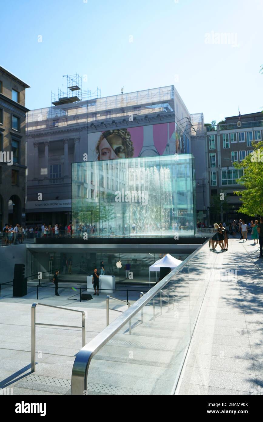 Apple Store, town center, Milan, Lombardy, Italy, Europe Stock Photo
