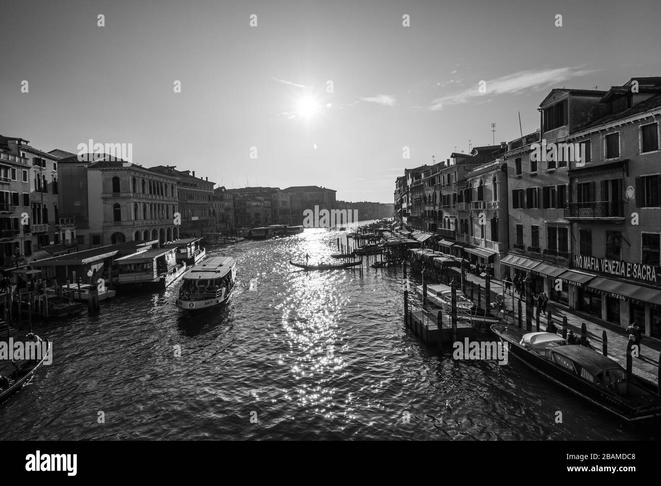 Venice italy canal grande gondolier Black and White Stock Photos ...