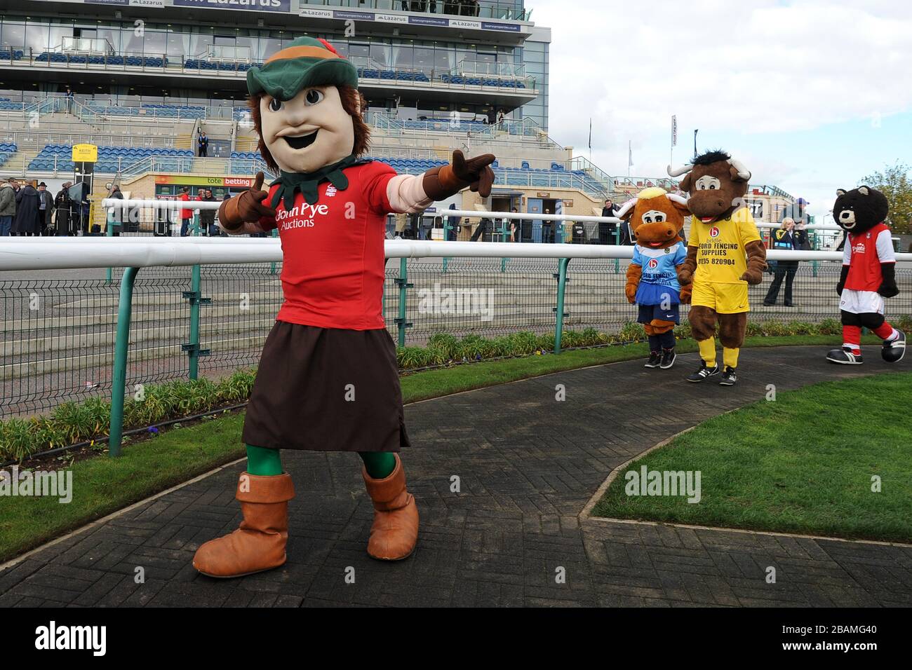 Nottingham Forest mascot Robin Hood in the parade ring before the Football League Mascot Race, in support of Prostate Cancer UK. Stock Photo