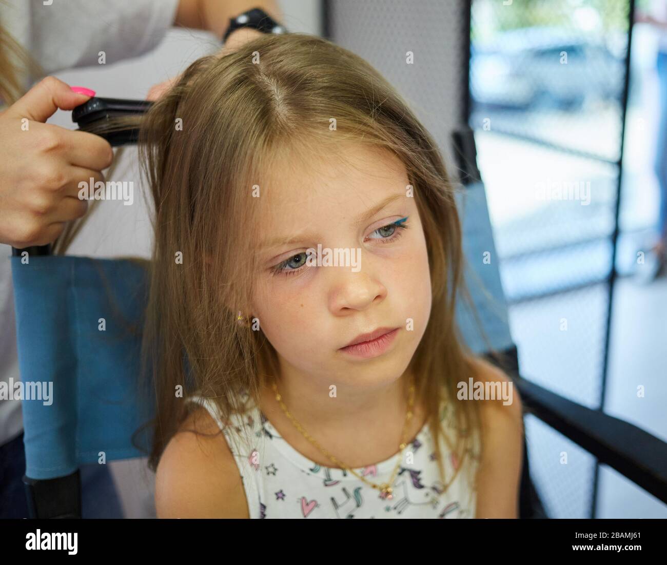 styling head for child