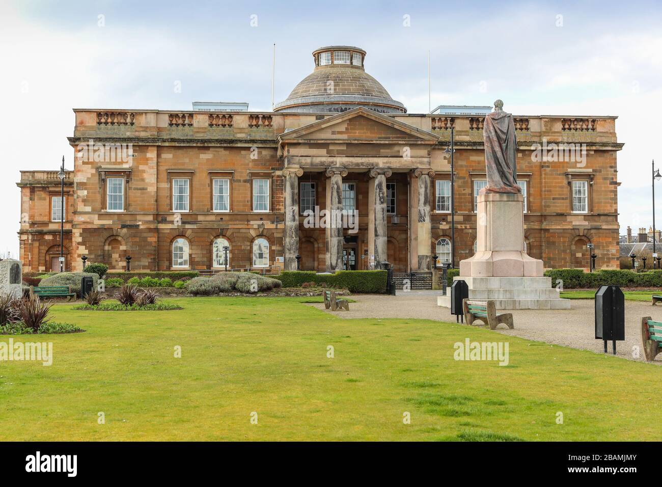 Sheriff court scotland hires stock photography and images Alamy