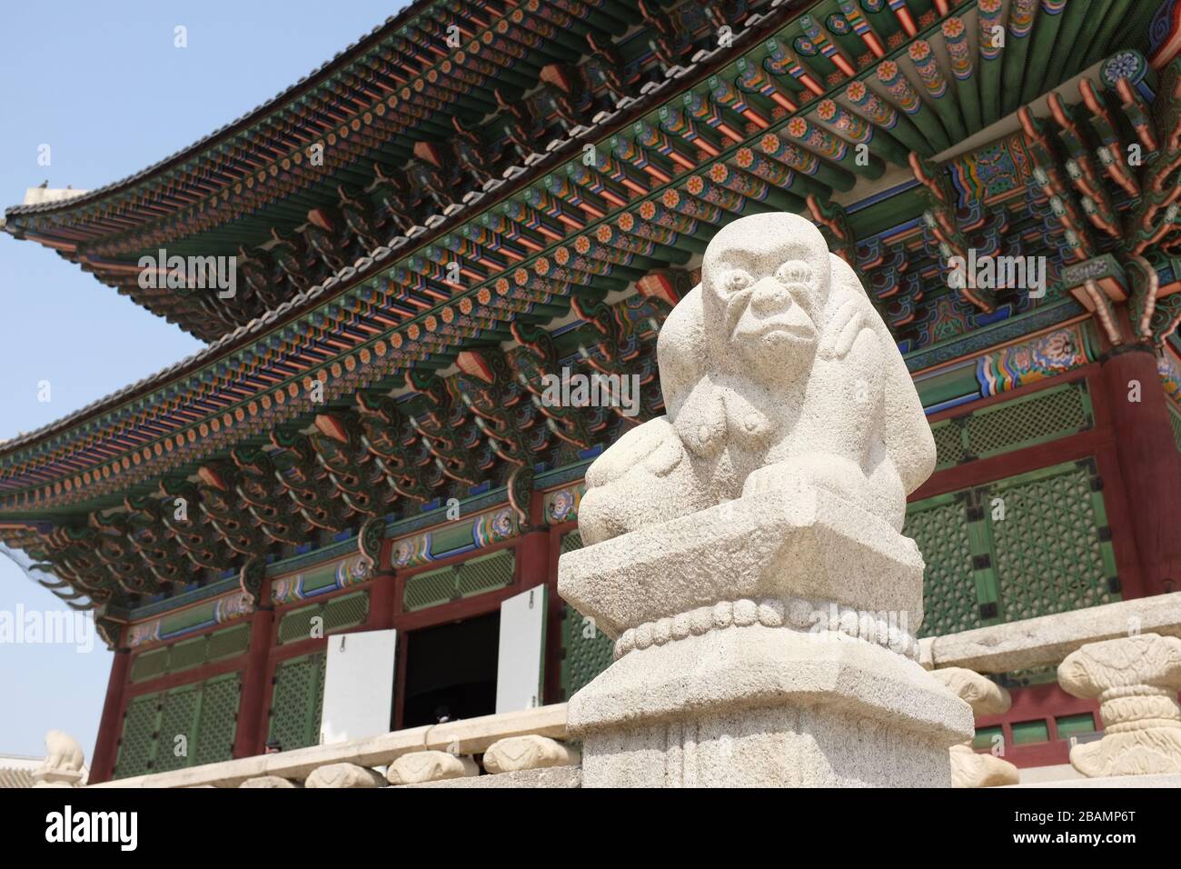 Monkey statues hires stock photography and images Alamy