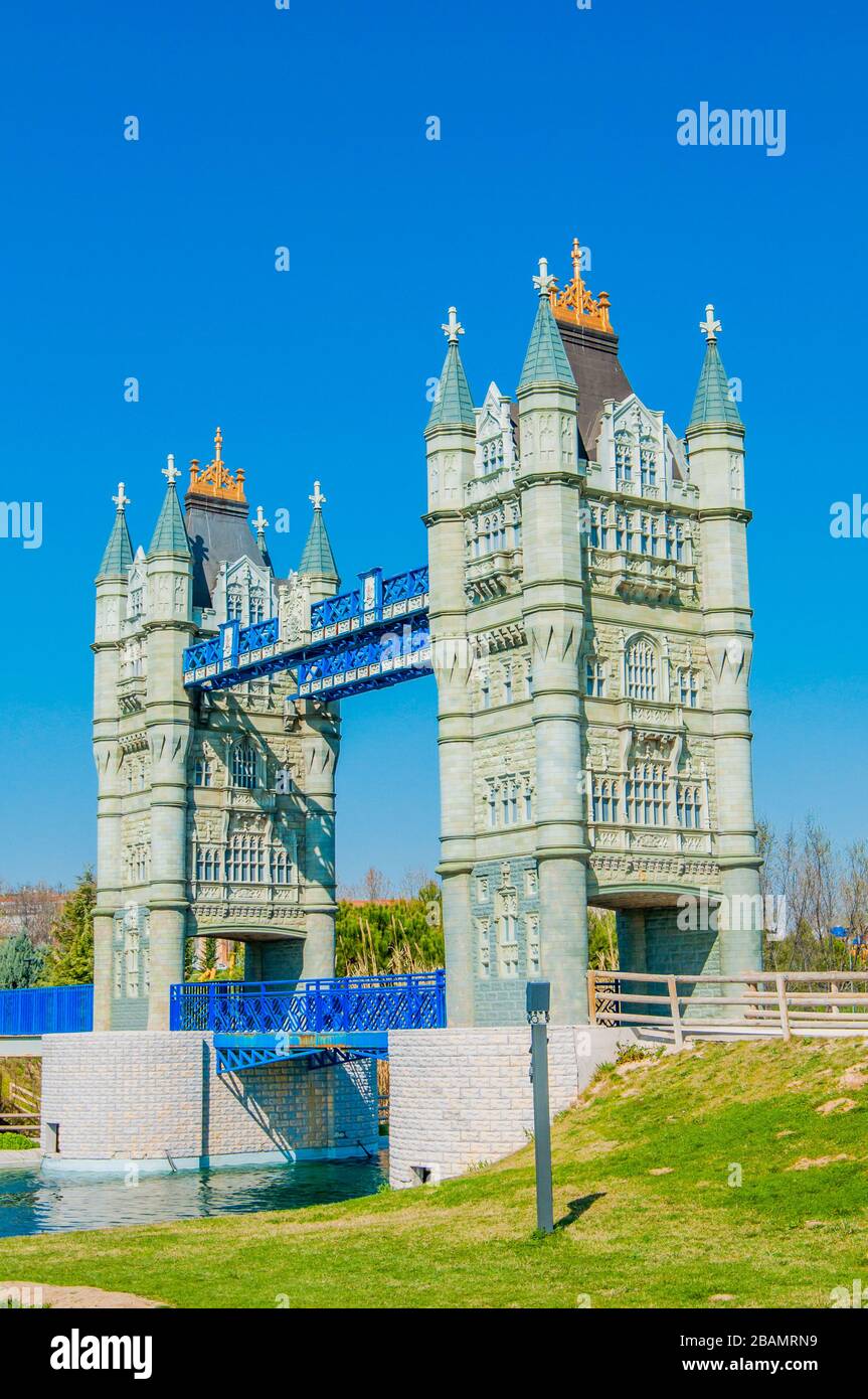 Monuments in European cities Stock Photo Alamy