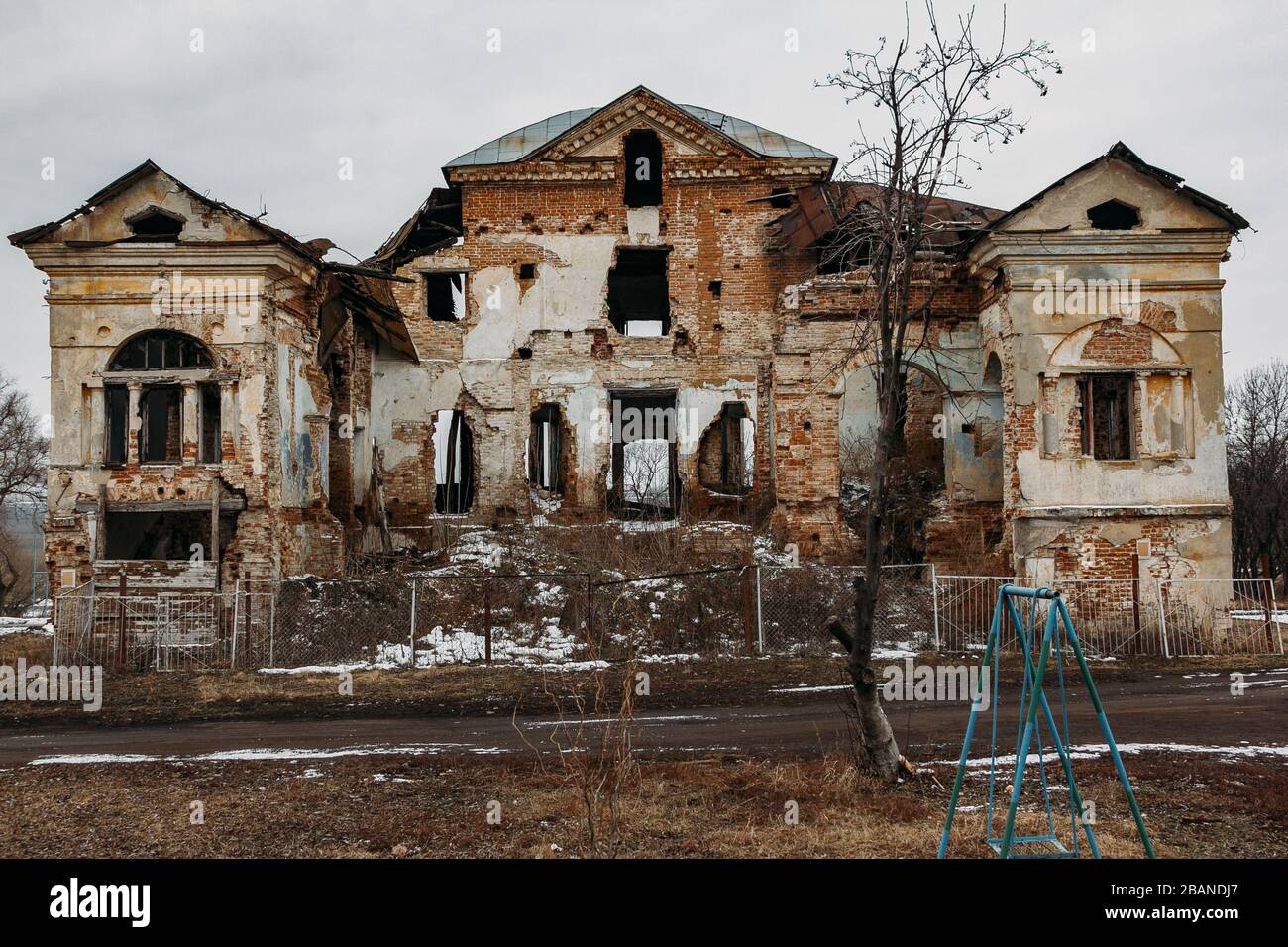 Old ruined abandoned mansion. Gorozhanka, former Venevitinov manor, Voronezh Region. Stock Photo