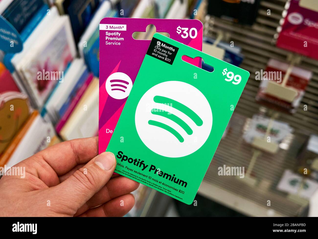 Spotify gift card hi-res stock photography and images - Alamy