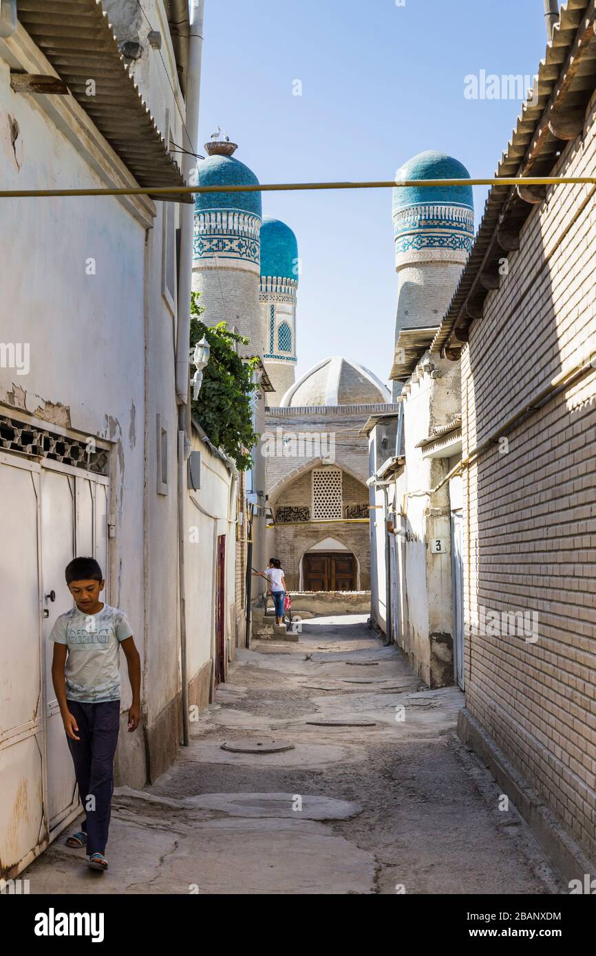 Old alleyway, near Char minar mosque, Bukhara, Buchara, Uzbekistan, Central Asia, Asia Stock Photo