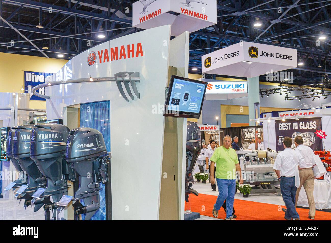 Miami Beach Florida,Miami Beach Convention Center,Miami International Boat Show,exhibitor,vendor